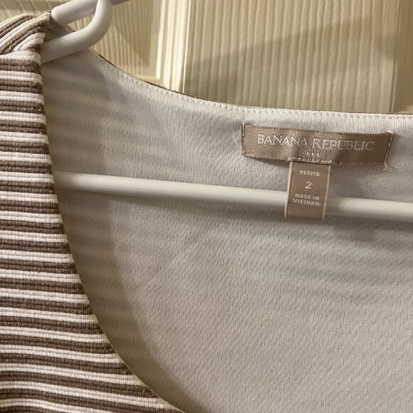 Banana Republic White & Tan Striped Sleeveless Dress Size 2 Petite - Picture 3 of 9